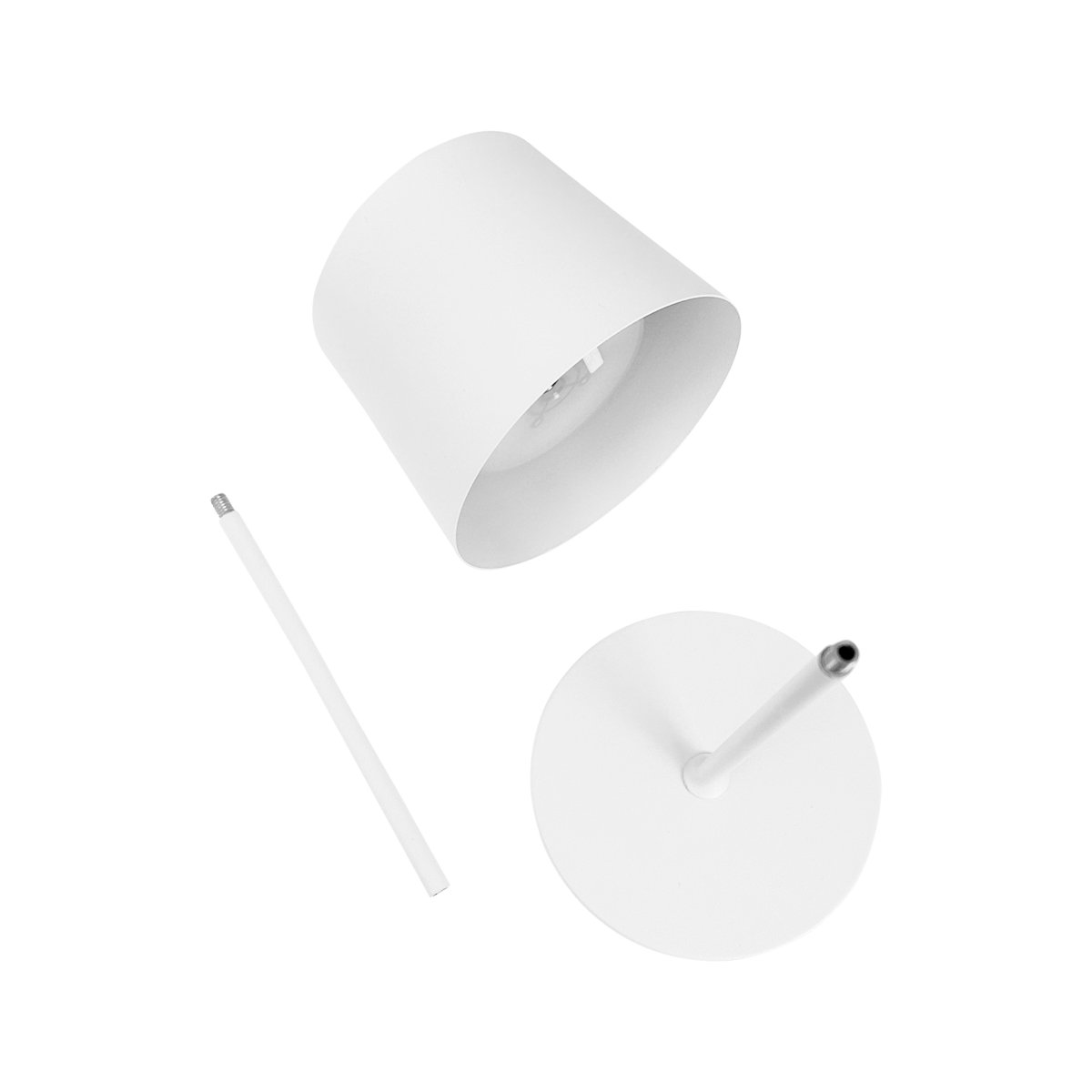 Karl 37cm Wit Draagbare Van Dyberg Larsen - Karl is geschikt voor zowel binnen als buiten en is eenvoudig te verplaatsen, waardoor hij ideaal is voor zowel thuis als op het terras.