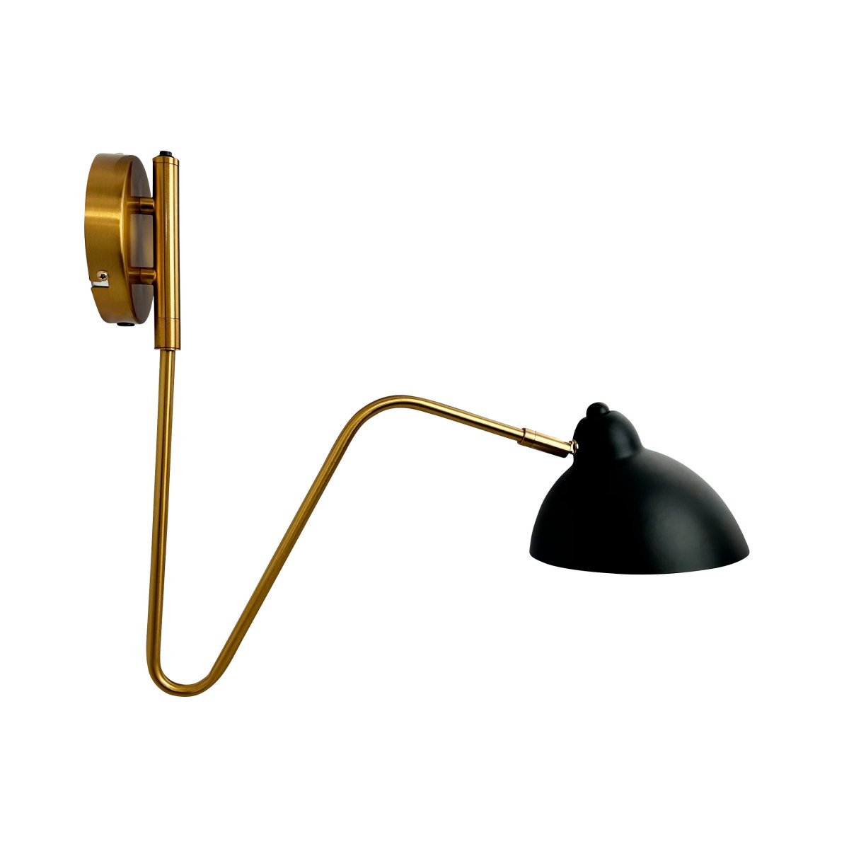 Futura 52cm Messing wandlamp Van Dyberg Larsen - De Futura wandlamp is een elegante en functionele verlichtingsoplossing met een prachtig design in zwart en messing.