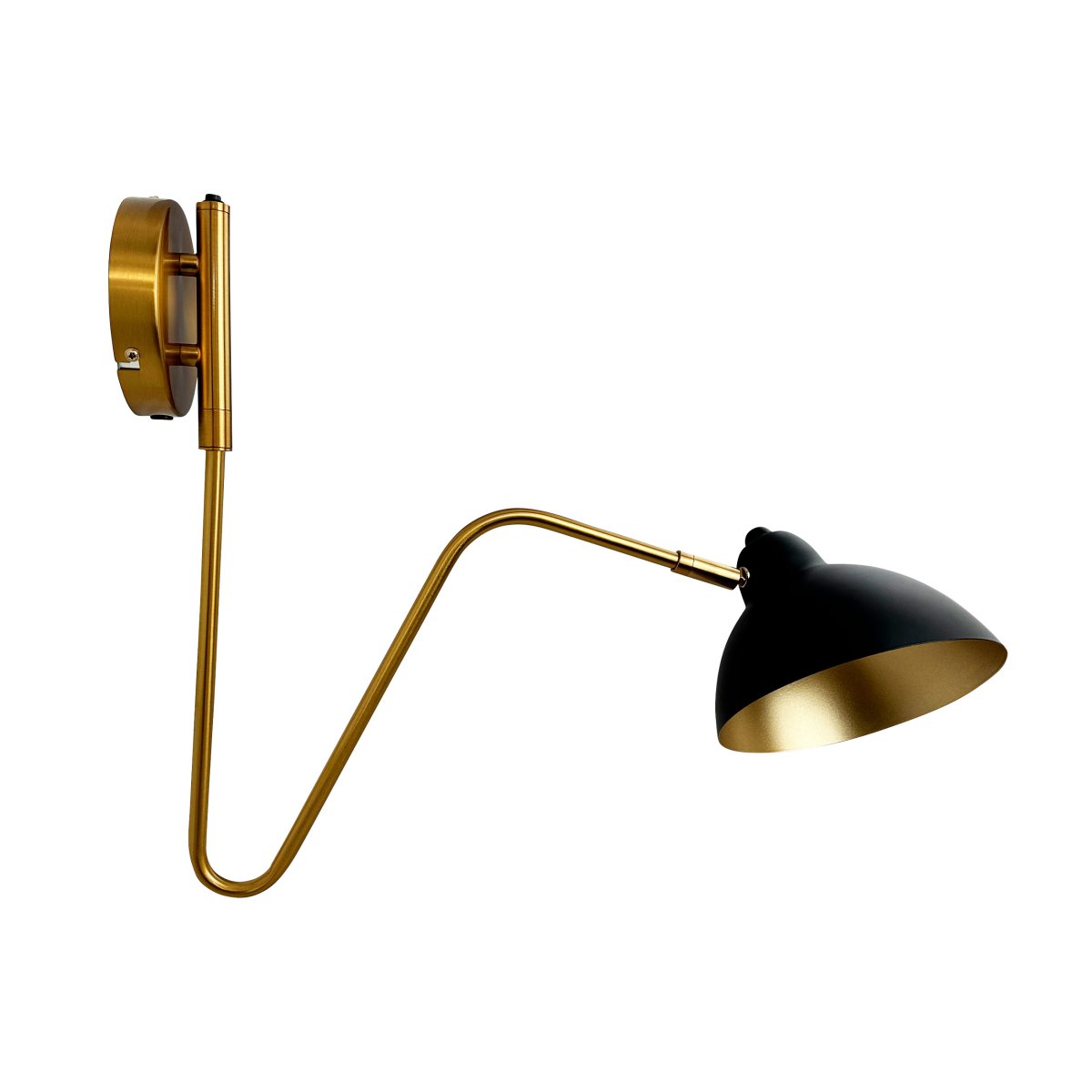Futura 52cm Messing wandlamp Van Dyberg Larsen - De Futura wandlamp is een elegante en functionele verlichtingsoplossing met een prachtig design in zwart en messing.