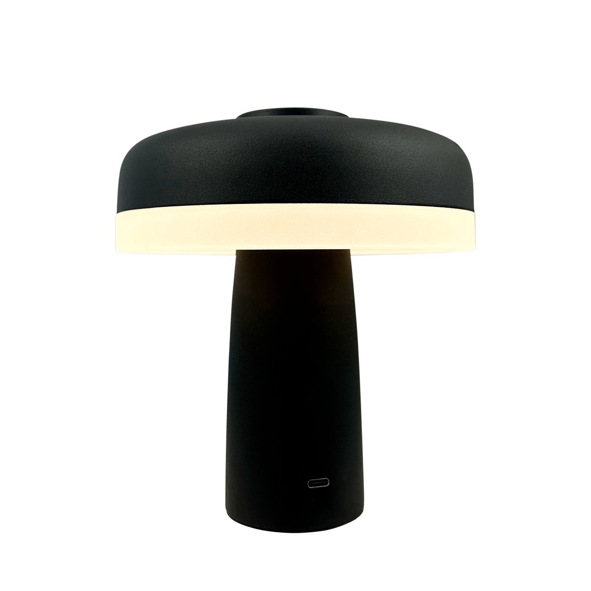 Porter 16cm Zwart Draagbare Van Dyberg Larsen - De oplaadbare LED-tafellamp Porter is een moderne en functionele lamp met een uniek design waarbij het licht vanaf de rand komt en zorgt voor een aangenaam en egaal licht.