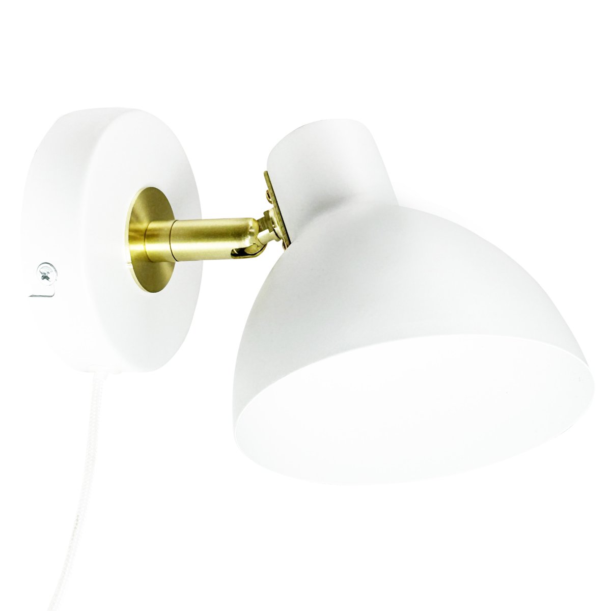 Lilje Wit leeslamp Van Dyberg Larsen - Den justerbara sk&auml;rmen kan b&aring;de lutas och vridas, vilket g&ouml;r det enkelt att anpassa ljuset efter behov och skapa r&auml;tt st&auml;mning i rummet.