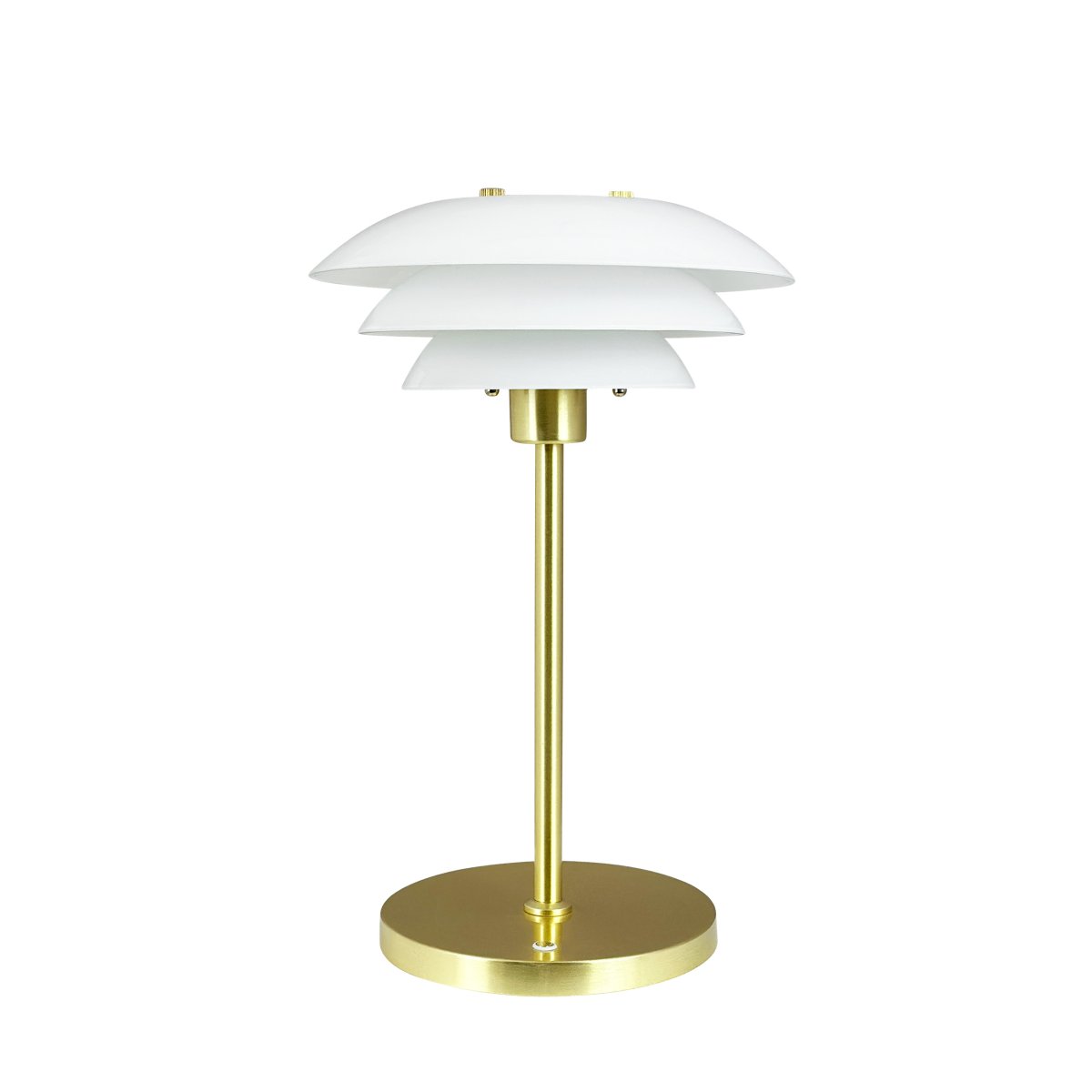 DL20 LED 30cm Messing Draagbare Van Dyberg Larsen - Den uppladdningsbara lampan har en h&ouml;jd p&aring; 30 cm och en lampsk&auml;rmsdiameter p&aring; 20 cm, vilket g&ouml;r den perfekt f&ouml;r s&auml;ngbordet, skrivbordet eller en mysig h&ouml;rna.