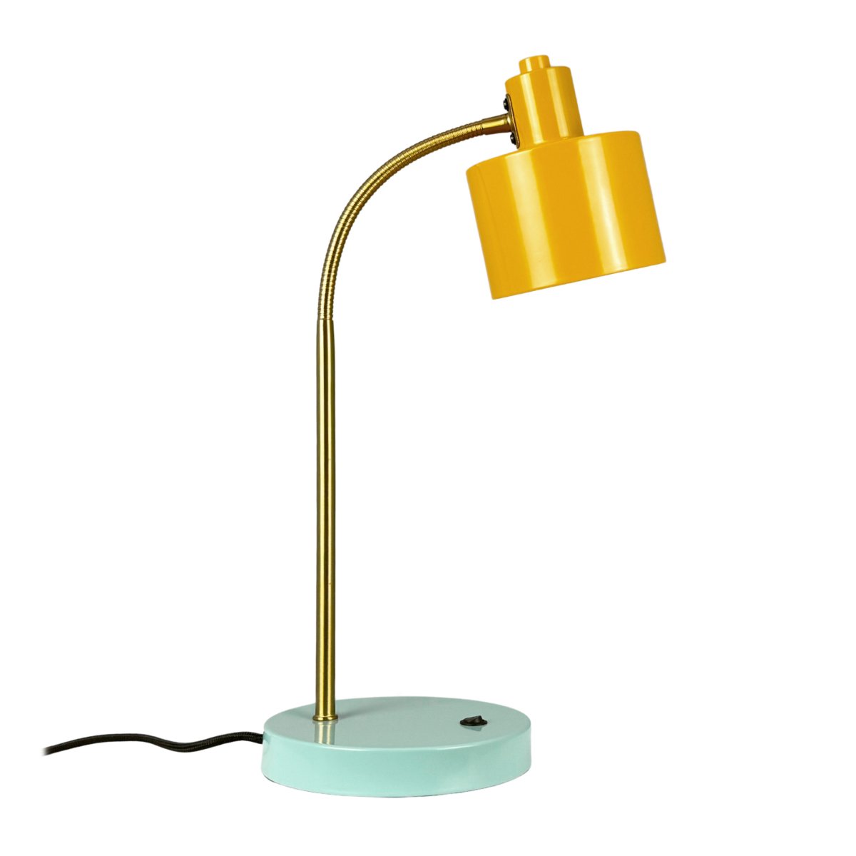 Ocean Flex 45cm Veelkleurig bureaulamp Van Dyberg Larsen - De lampvoet met handgepolijste messing afwerking geeft elk exemplaar een unieke en exclusieve uitstraling, terwijl de flexibele arm het gemakkelijk maakt om het licht naar wens te richten.
