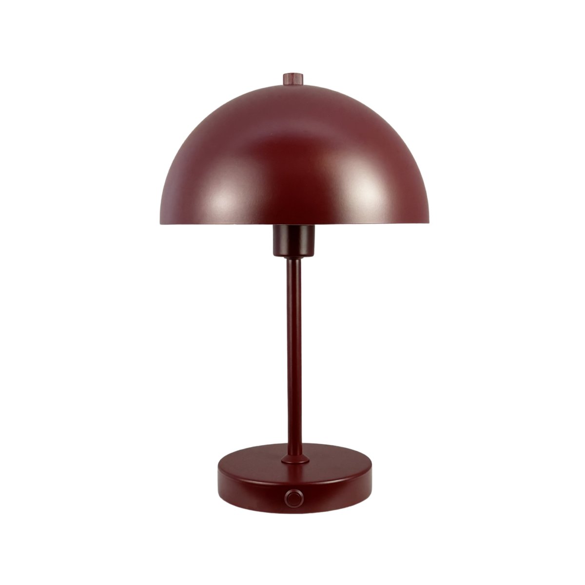 Stockholm 30cm ROOD Draagbare Van Dyberg Larsen - De lamp heeft een ge&iuml;ntegreerde dimbare led met drie helderheidsniveaus die eenvoudig aan te passen zijn via de dimmer op de lampenkap.