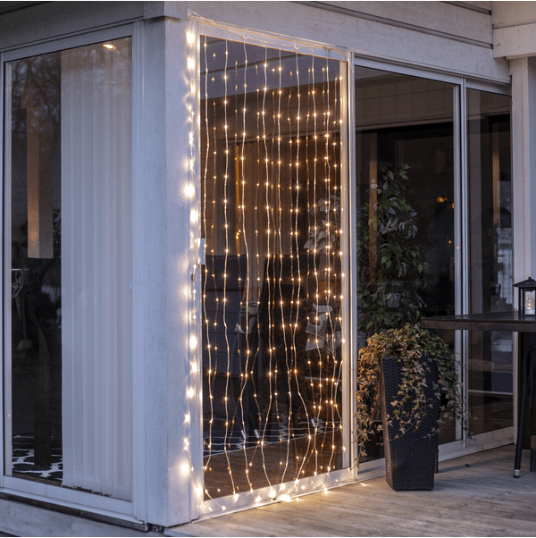 Lichtgordijn Sherrie 2m Zwart Van Star Trading - Gordijnlus voor buitengebruik met dunne, discrete transparante kabels, afmeting 1x2m.