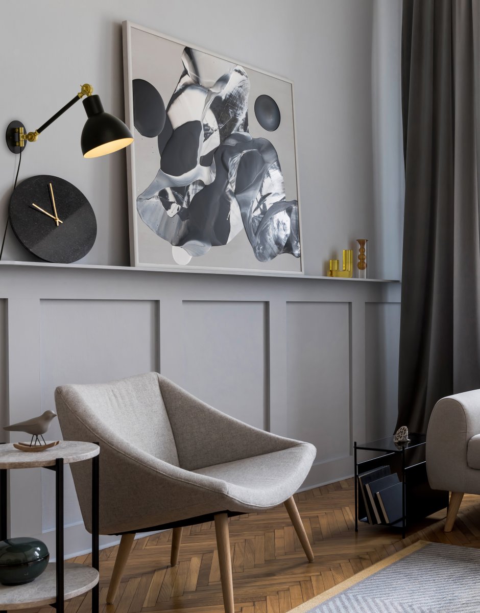Dublin 40cm Zwart wandlamp Van Aneta Lighting - Dublin is een stijlvolle en functionele wandlamp in zwart met elegante details in een messing afwerking.