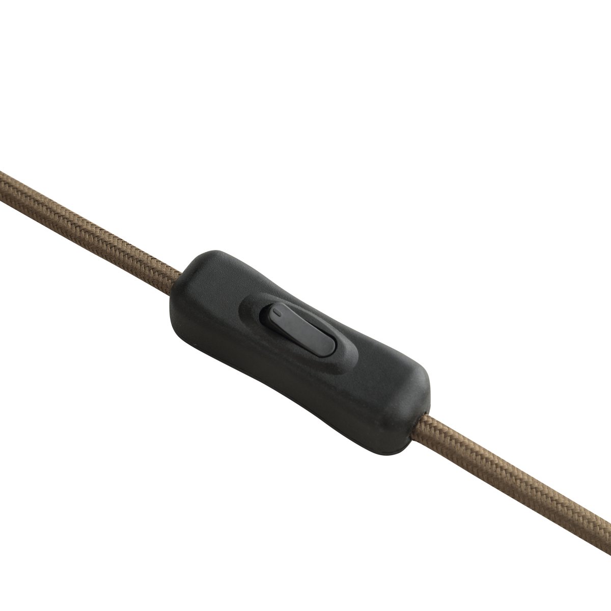 Lakewood 46cm Bruin bureaulamp Van Brilliant - De Lakewood tafellamp combineert bruin metaal met licht, geribbeld hout en creëert een warme en natuurlijke uitstraling.