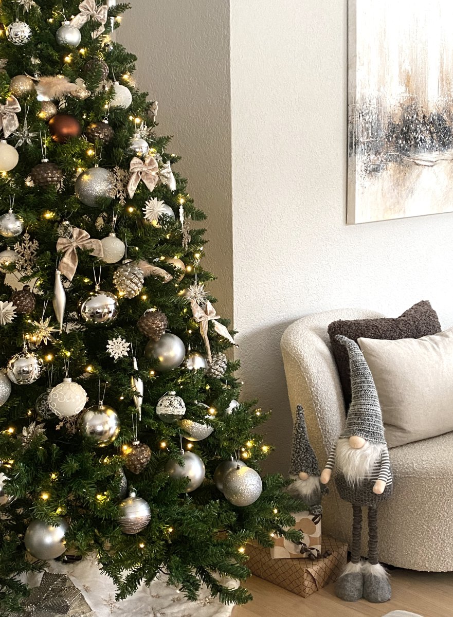 Calgary 210cm Groente Van Star Trading - Groene kerstboom met een hoogte van 210cm.