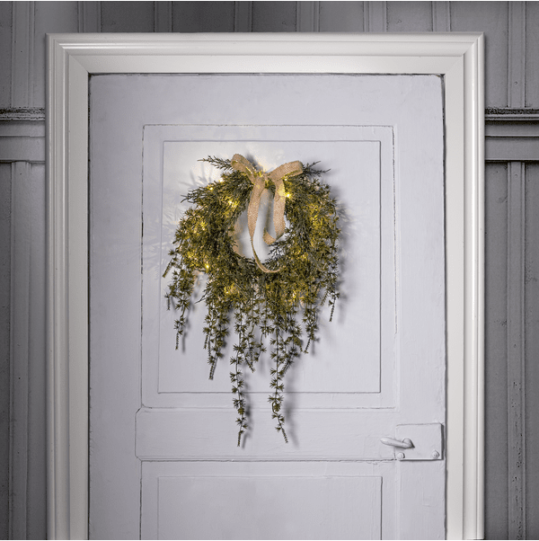 Barr Ø35 Groente Van Star Trading - De krans van dennenappels heeft lange, kronkelende takken en is gemaakt van PE-materiaal, wat een goede keuze is voor het milieu.