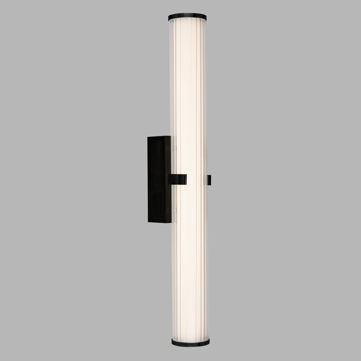Clamp 63cm Zwart badkamerlamp Van Searchlight - Cre&euml;er een verfijnde en moderne sfeer in uw badkamer met deze stijlvolle wandlamp in zwart metaal.