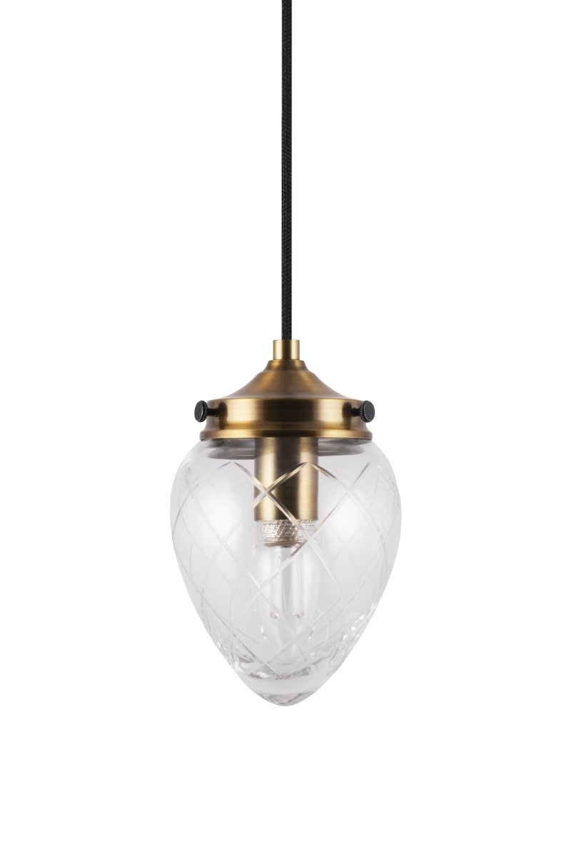 Juni Ø10 Antiek messing/transparant raamlamp Van Globen Lighting - Juni met zijn prachtige geslepen glas en metalen kap voert je terug in de tijd naar het begin van de 20e eeuw.