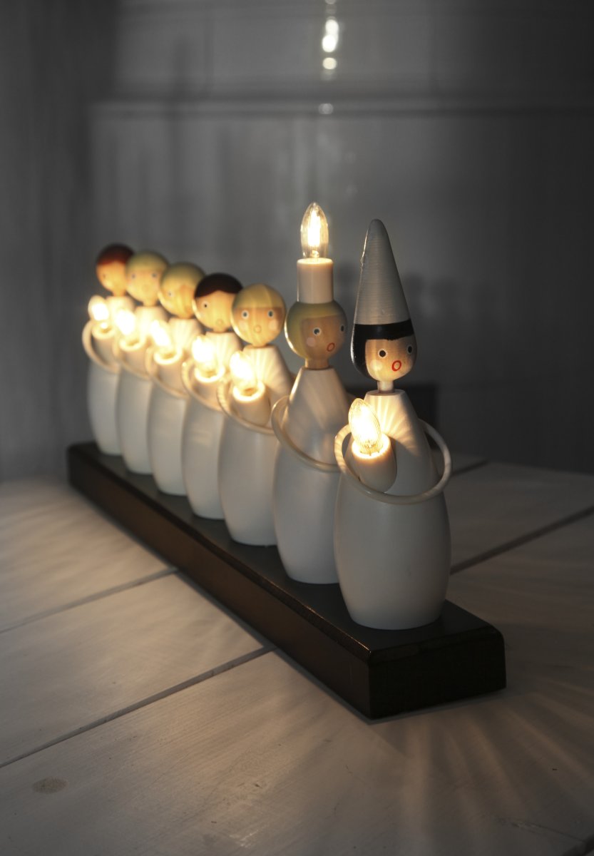 Lucia Choir Wit Van Star Trading - Versier de kandelaar voor de advent en Sinterklaas.