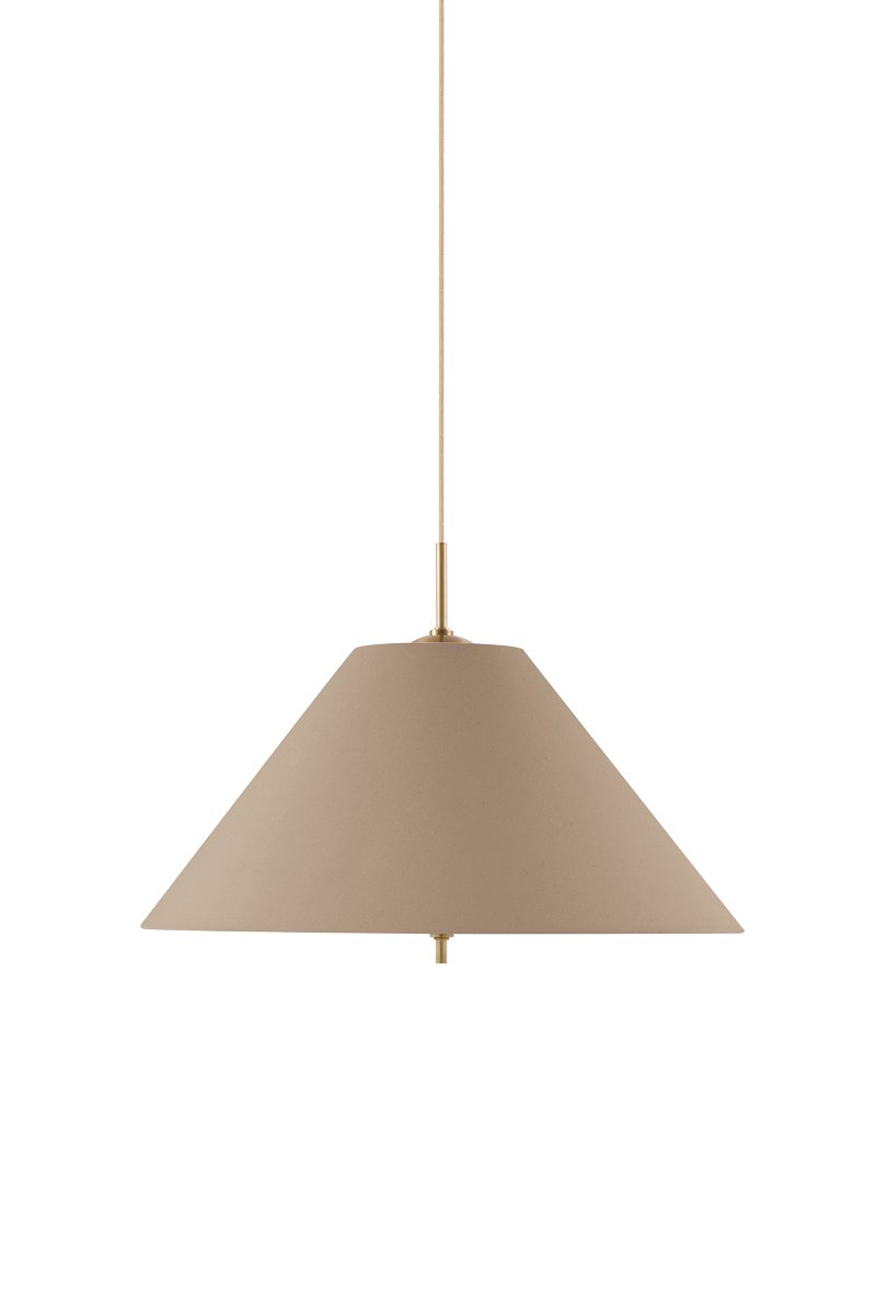 Iris Ø50 Bruin hanglamp Van Globen Lighting - Iris is een elegante hanglamp van ijzer met een messing afwerking en een handgemaakte textielen kap van bruin katoen.