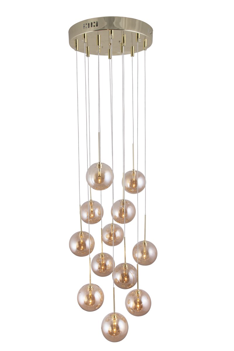 Skyfall Ø30 Amber hanglamp Van Globen Lighting - Plaats Skyfall in de hal, eetkamer of boven de eettafel en u bent verzekerd van een echte blikvanger!
