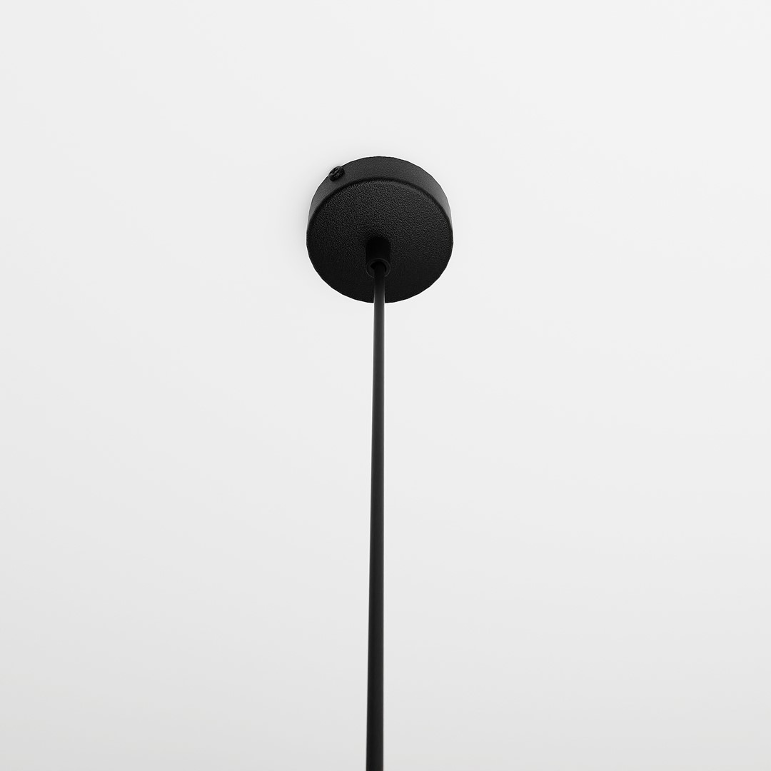 Istar Ø14 Rookkleurig hanglamp Van Emibig Lighting - De minimalistische stijl is in lijn met de laatste trends, maar behoudt toch een tijdloze elegantie.