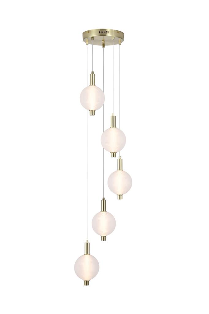 Luminique Ø47 Messing hanglamp Van Searchlight - De lamp is gemaakt van metaal met een satijn messing afwerking en heeft vijf matglazen kappen met ge&iuml;ntegreerde LED's.