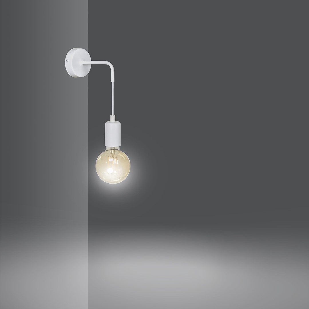 Multipo K1 Wit wandlamp Van Emibig Lighting - Multipo is een stijlvolle wandlamp die een eenvoudig ontwerp combineert met een moderne, industriële uitstraling.