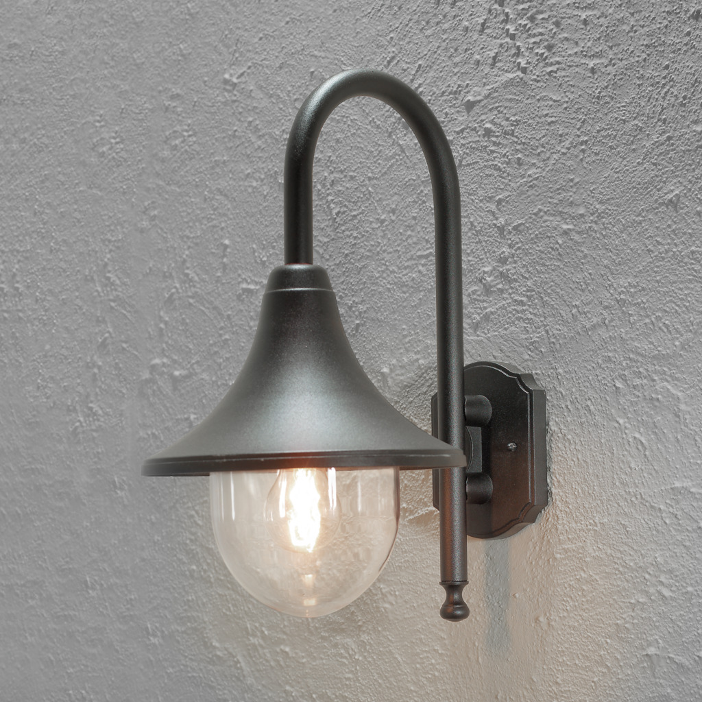 Bari Zwart buitenlamp Van Konstsmide - Geef uw huis een verfijnde toets met een gevellamp die nooit uit de mode raakt!