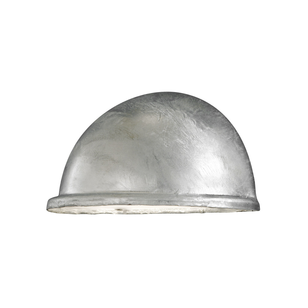 Torino Gegalvaniseerd staal buitenlamp Van Konstsmide - Het gegalvaniseerde stalen ontwerp en de minimalistische halvemaanvorm zorgen voor een subtiel en aangenaam licht dat perfect is voor terrassen, looppaden en ingangen.