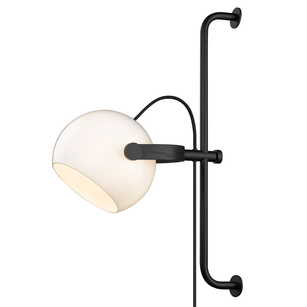 D.C Ø18 Zwart wandlamp Van Halo Design - De zwarte houten strik heeft ook een belangrijke functie: hij zorgt voor de rotatie en de hoek van de lampenkap, zodat het licht daar terechtkomt waar u het wilt hebben.