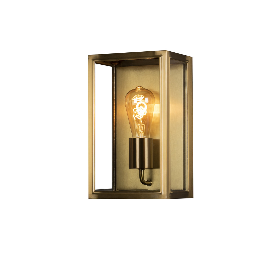 Carpi Messing buitenlamp Van Konstsmide - Deze moderne wandlamp combineert industriële esthetiek met een elegante touch en is een perfecte aanvulling op uw gevel.