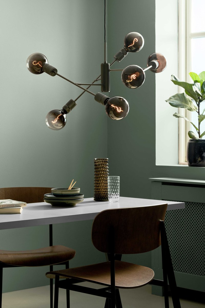 Halo Ø75 Donkergrijs hanglamp Van Halo Design - Halo is een stijlvolle plafondlamp met een modern design en industriële uitstraling.