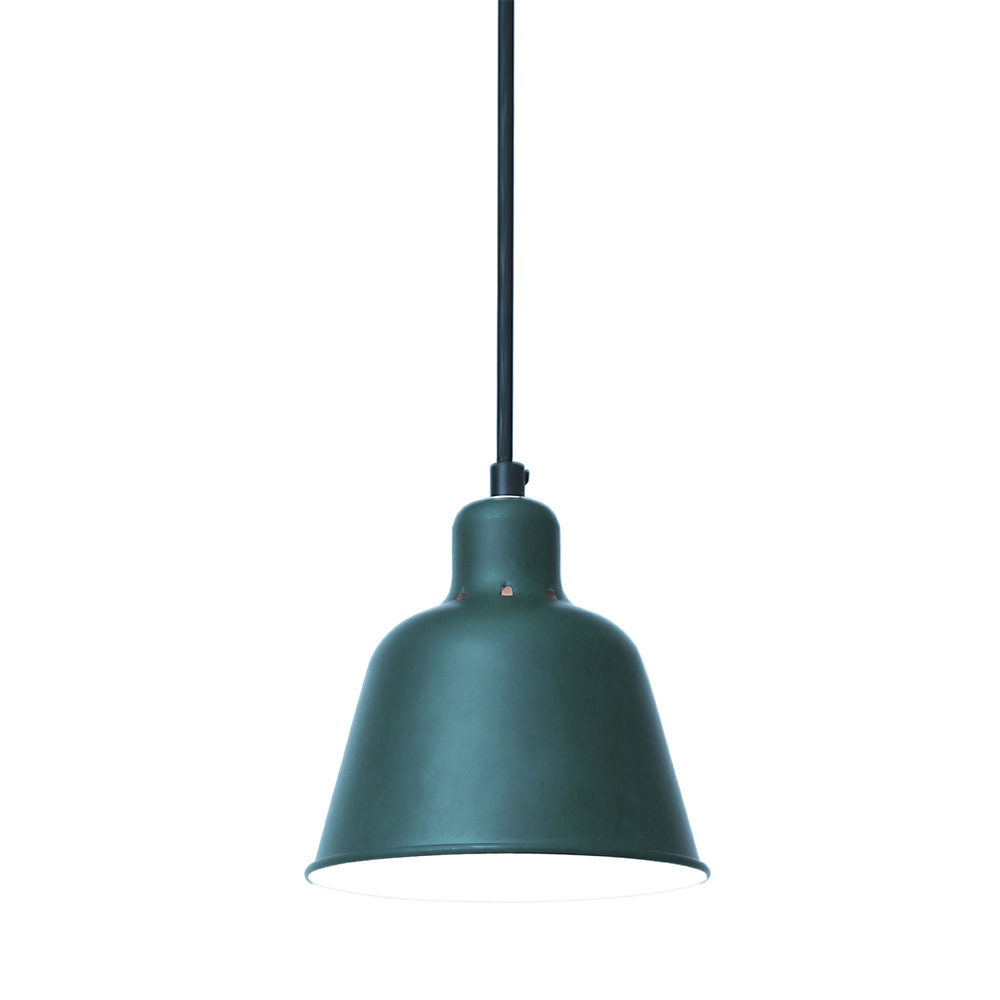 Carpenter Ø15 Groente hanglamp Van Halo Design - De groene metalen kap met witte binnenkant zorgt voor goed en schitteringsvrij licht in de buurt.