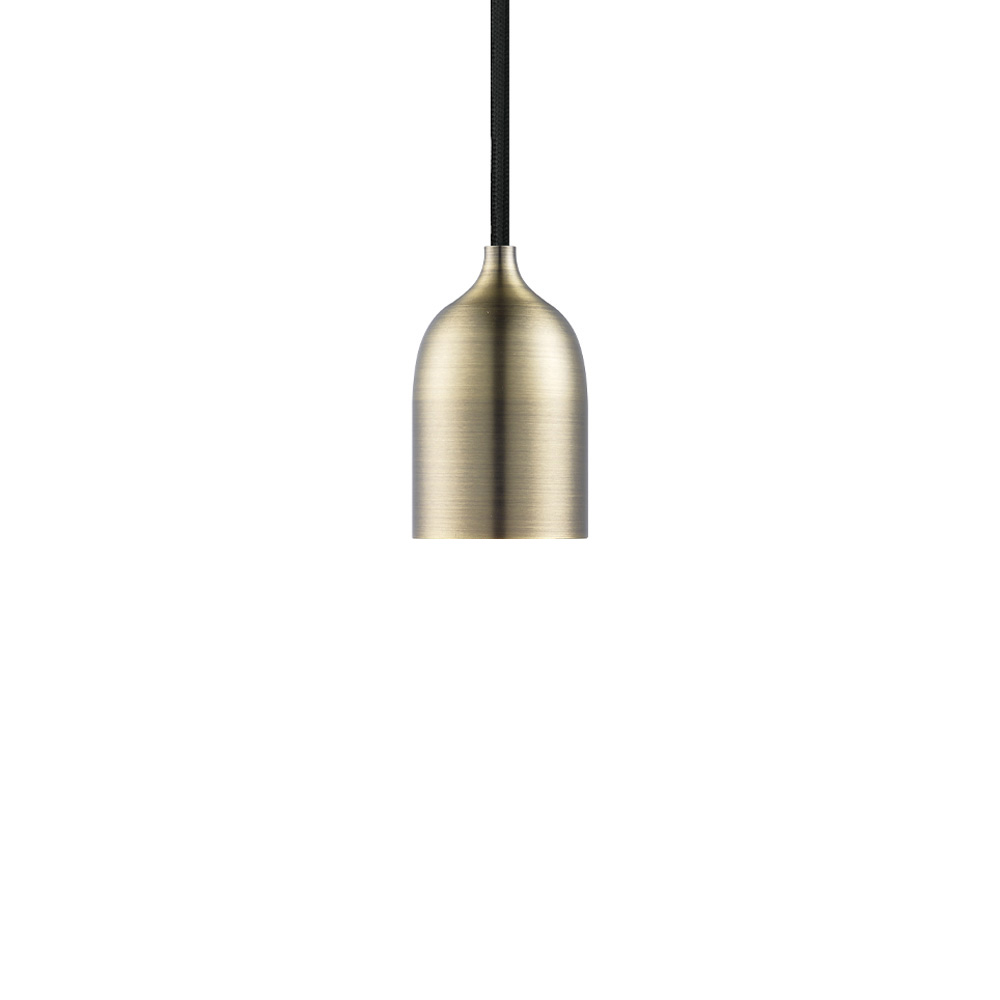 Classic Ø5 Antiek messing hanglamp Van Halo Design - Wij adviseren om er meerdere in een groepje boven de eettafel te plaatsen, of als hanglamp in de slaapkamer boven de nachtkastjes.