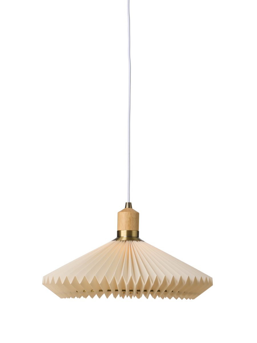  Paris Ø40 Zand hanglamp Van Halo Design - Met een diameter van 40 cm verspreidt Paris een zacht en aangenaam licht dat bijdraagt aan een gezellige sfeer.