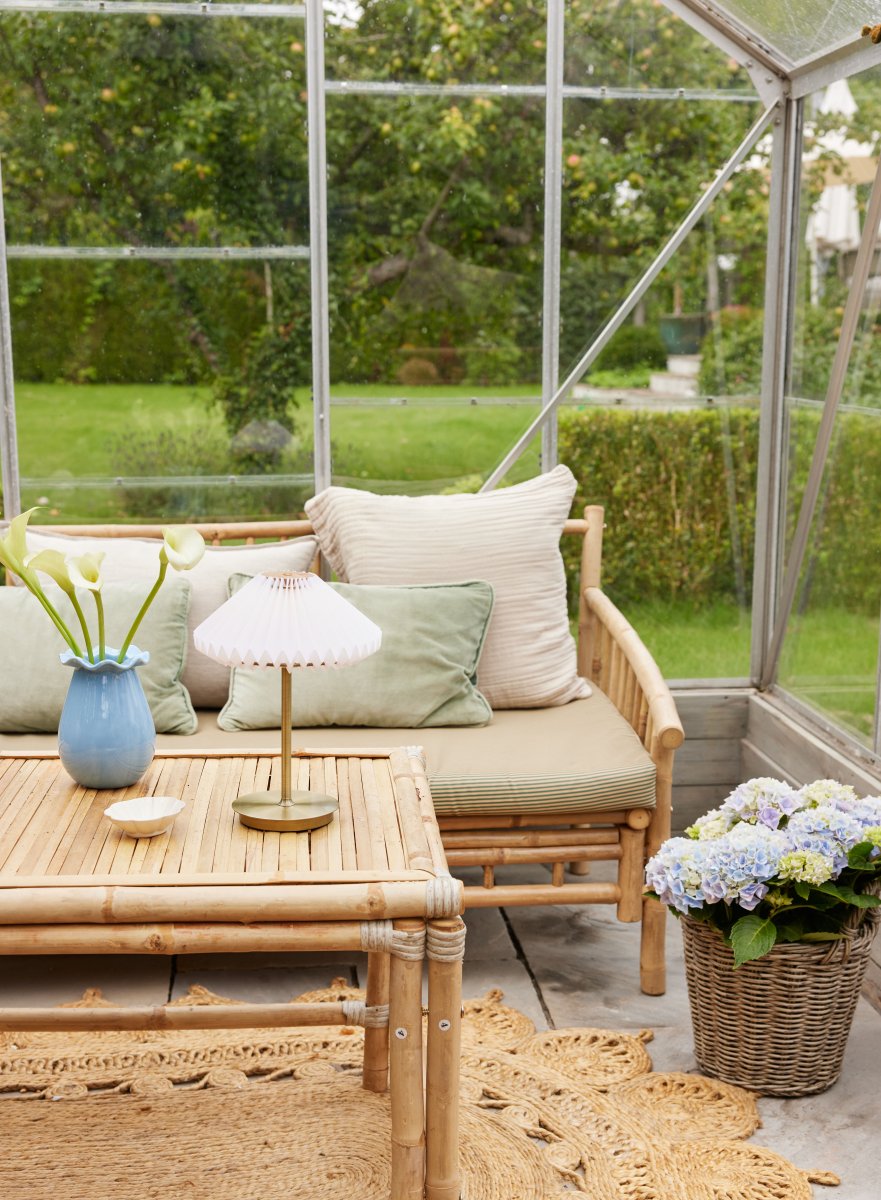 Paris 28cm Antiquiteit Draagbare Van Halo Design - Het is dimbaar en past bij verschillende behoeften en stemmingen, waardoor het zowel een praktisch als stijlvol interieurdetail is.