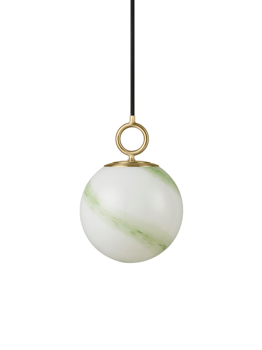 Stockholm Ø18 Groente hanglamp Van Halo Design - Stockholm is niet zomaar een lamp, maar een stijlvol interieurdetail dat uw huis een exclusieve uitstraling geeft.