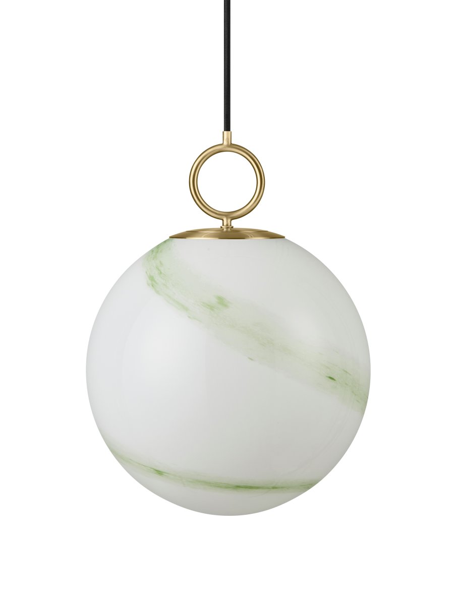 Stockholm Ø30 Groente hanglamp Van Halo Design - Stockholm is niet zomaar een lamp, maar een stijlvol interieurdetail dat uw huis een exclusieve uitstraling geeft.