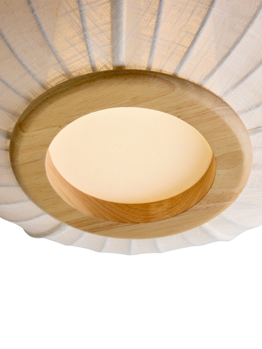 Balloon Ø40 Crème wit plafondlamp Van Halo Design - De textielen kap verspreidt een zacht en aangenaam licht dat een gezellige sfeer in de kamer creëert.