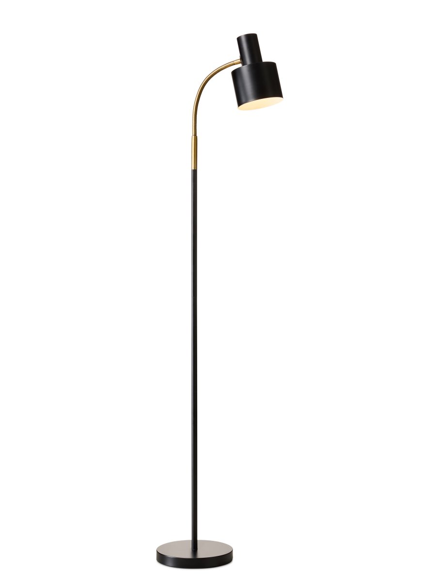 Vogue Zwart vloerlamp Van Halo Design - Vogue is een stijlvolle vloerlamp van zwart metaal met elegante details in een antieke messing afwerking, wat zorgt voor een mooie retro-uitstraling.