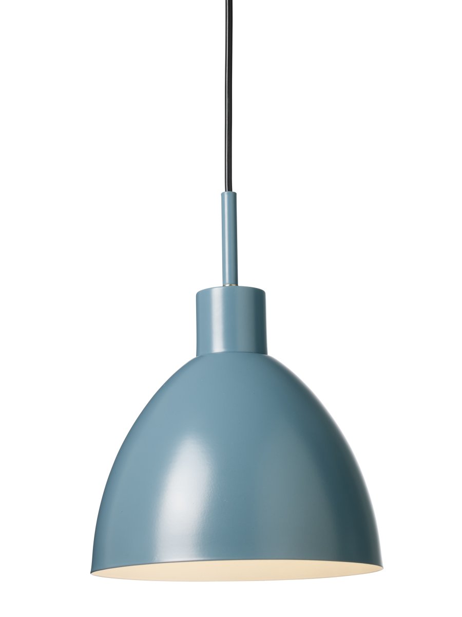 Rock Ø20 Aardolie hanglamp Van Halo Design - De Rock plafondlamp is een moderne klassieker met een industriële touch die perfect past in het stijlbewuste interieur.