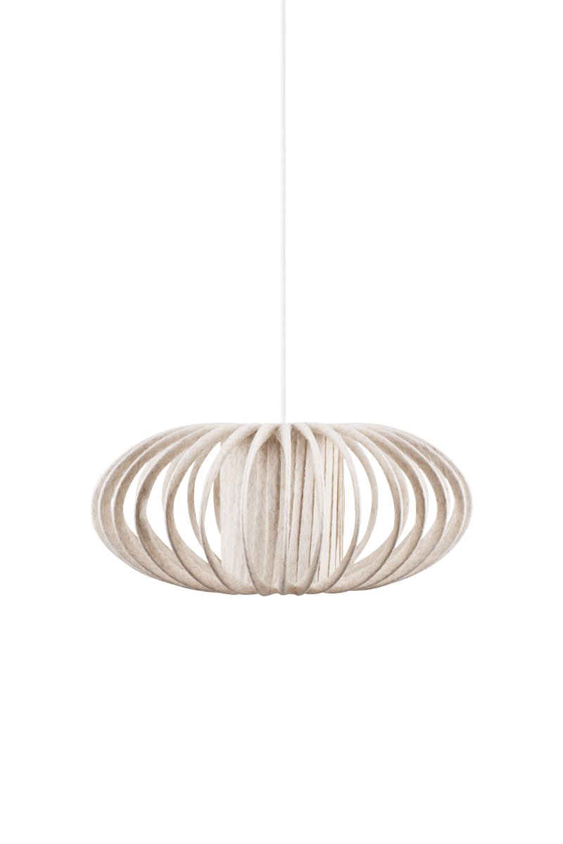 Selma Lampenkap Excl. Ophanging Ø45 Beige hanglamp Van Globen Lighting - De Selma lampenkap is handgemaakt en bestaat uit een wit gelakt metalen frame dat vervolgens is bekleed met linnen, waar elk lint met de hand omheen is gewikkeld.