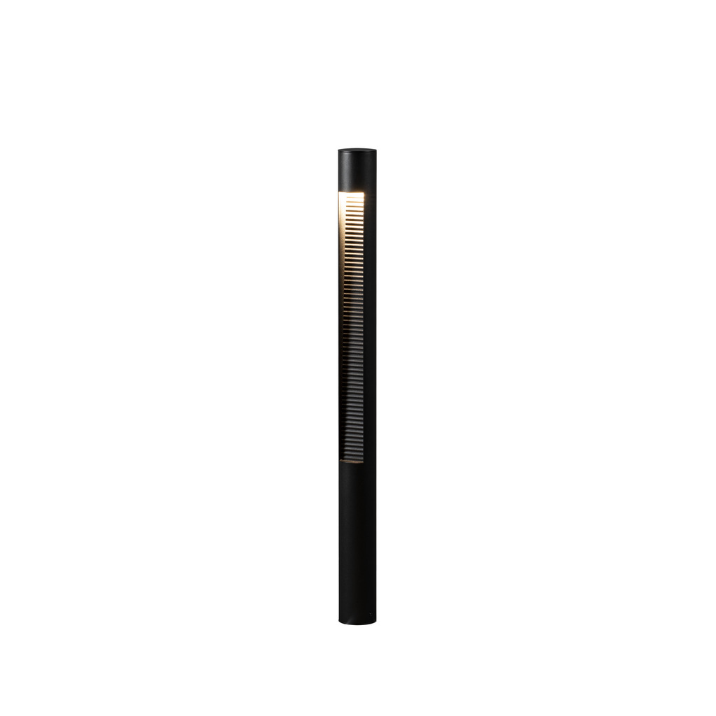 Udine 97cm Zwart lichtpaaltjes Van Konstsmide - Deze moderne en stijlvolle paal is ideaal voor het verlichten van paden of tuinen met een zacht en energiezuinig licht.