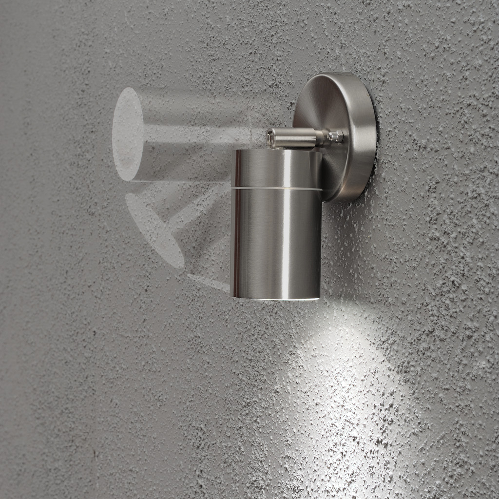 Modena Zilver buitenlamp Van Konstsmide - Dankzij het ronde design en het directe licht is het ideaal voor het creëren van een verfijnde sfeer in entrees en looppaden.