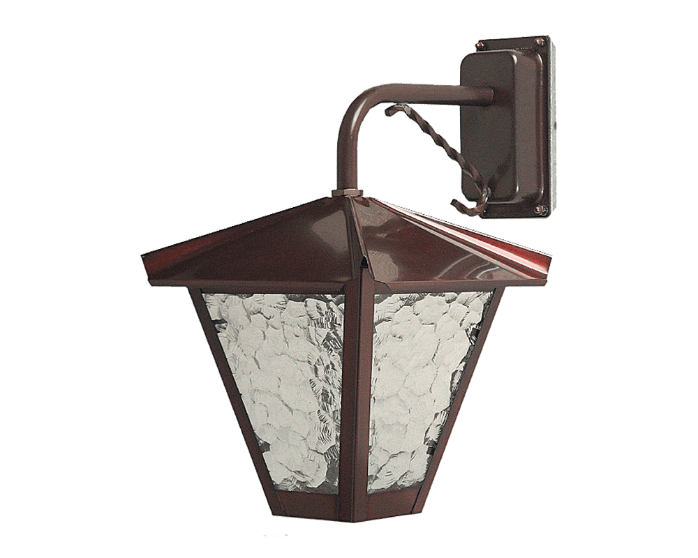 Gustav ned Geoxideerd koper buitenlamp Van Westal - U kunt kiezen uit een naar boven of naar beneden gerichte lantaarn met een gelakte en roestbestendige afwerking of in prachtig geoxideerd koper.