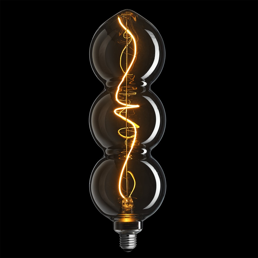 E27 4W 1800K 3-staps dimbaar Rookkleurig Van Unison - TRIPLE NERO E27 4W is een lichtbron met een unieke vorm, een elegante, gerookte glazen behuizing en een warme gloed op het oppervlak.
