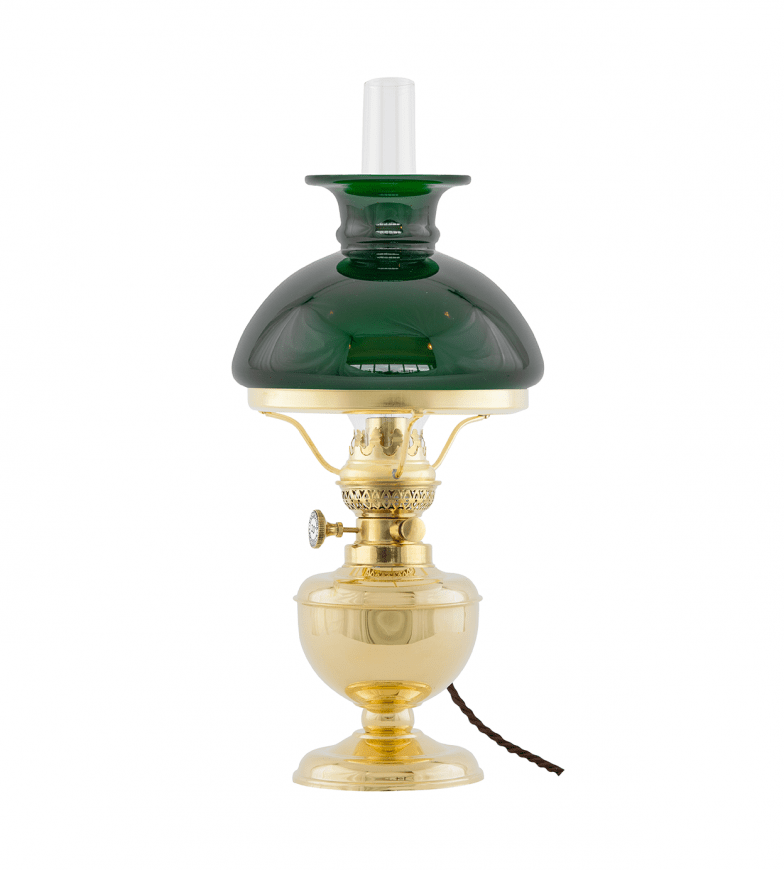 Aspö Elec 155 Messing Van Karlskrona lampfabrik - Een klassieke, kleine, elektrisch gemonteerde petroleumlamp met een messing oliebehuizing, die bijzonder goed past in maritieme omgevingen.