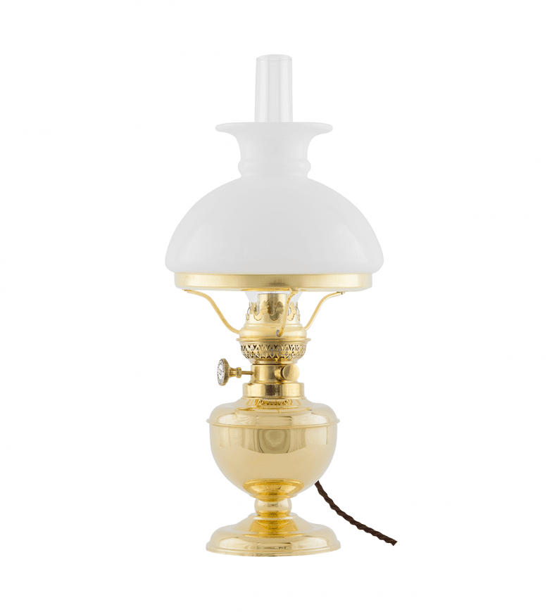 Aspö Elec 155 Messing Van Karlskrona lampfabrik - Een klassieke, kleine, elektrisch gemonteerde petroleumlamp met een messing oliebehuizing, die bijzonder goed past in maritieme omgevingen.