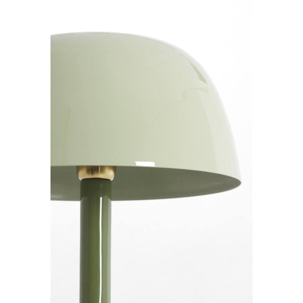 Marivet 48cm Groente tafellamp Van Light & Living - De minimalistische vorm en het glanzende oppervlak geven een moderne en elegante indruk die zowel in de woonkamer als op het bureau of nachtkastje past.
