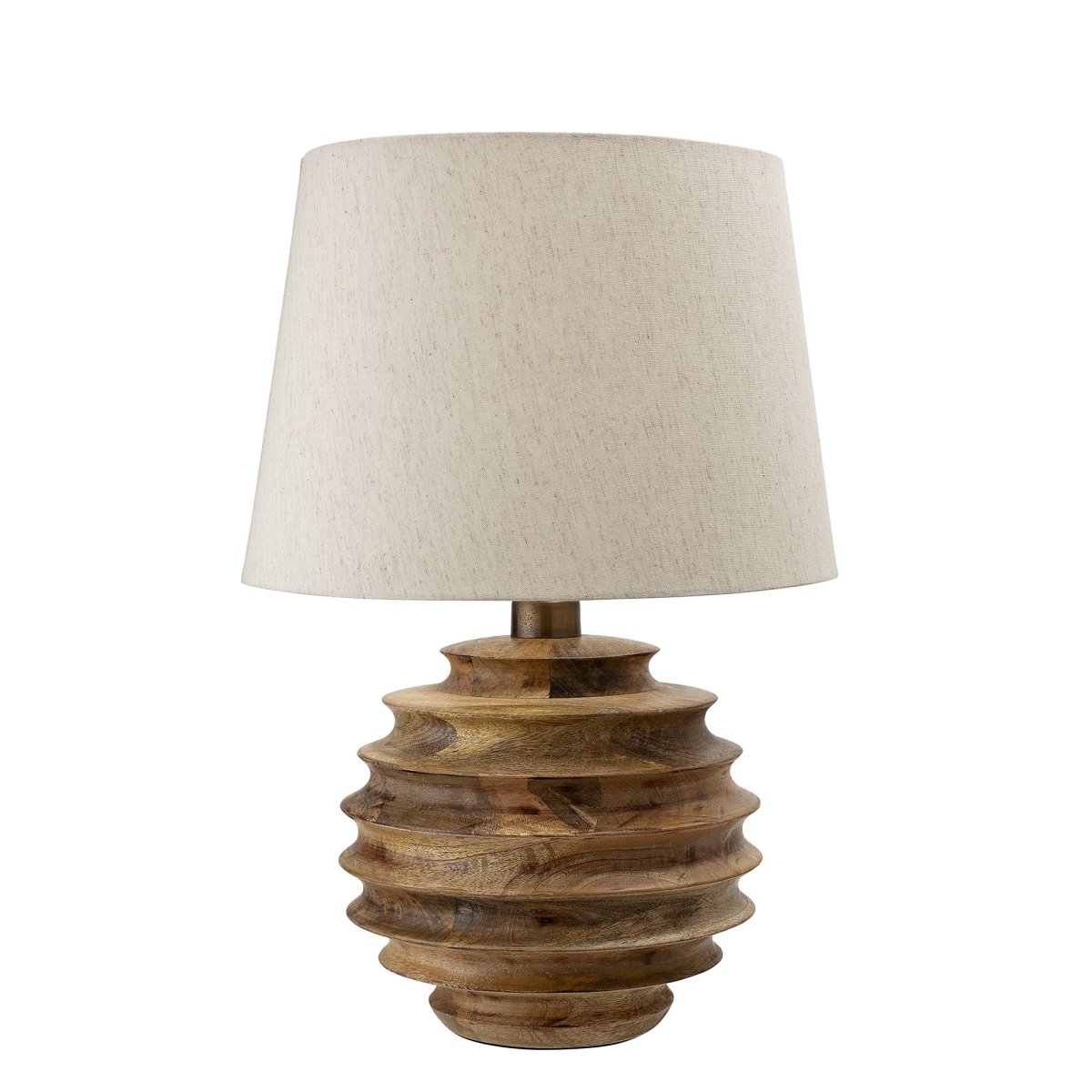 Svale 54cm Hout tafellamp Van Bloomingville - Hij is gemaakt van massief mangohout, waar de natuurlijke rondingen een levendige en organische uitstraling cre&euml;ren - elke lamp wordt een volledig uniek interieurobject.