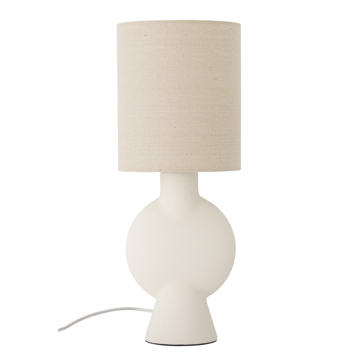 Sergio 55cm Natuurlijk wit tafellamp Van Bloomingville - De lamp is geglazuurd met een afwerking die per exemplaar verschilt - sommige hebben een donkerdere tint en meer textuur, waardoor elke lamp uniek is in zijn uitstraling.