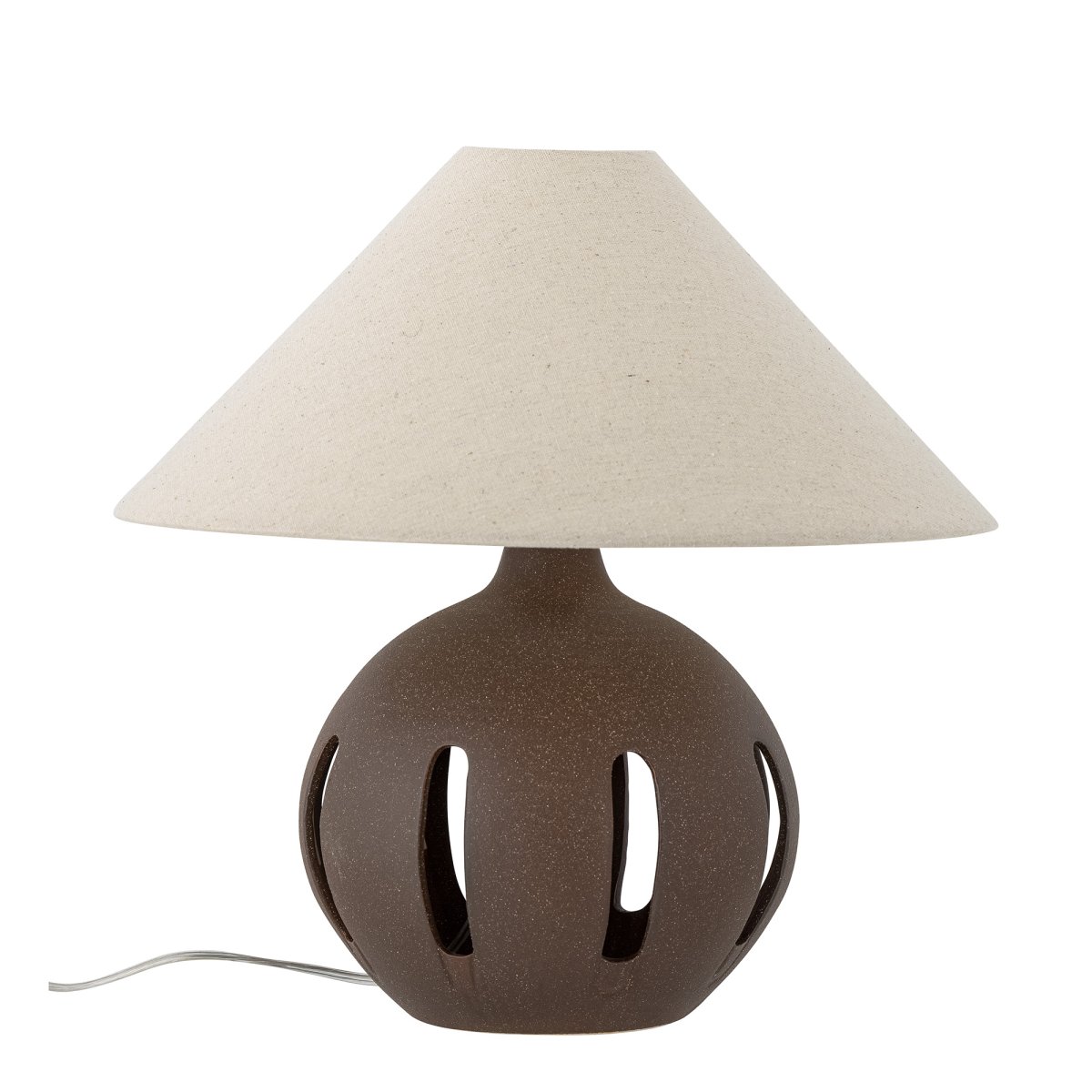 Liana 40cm Bruin tafellamp Van Bloomingville - De lichte linnen kap vormt een mooi contrast met de donkere voet en de elegante inkepingen in het ontwerp geven de lamp een lichte en stijlvolle uitstraling.