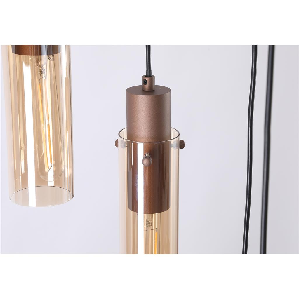 Sweden Ø42 Bruin hanglamp Van Searchlight - De langwerpige amberkleurige glazen kappen zorgen voor een zacht licht en een elegante uitstraling, terwijl het mokkakleurige metalen frame een verfijnde en moderne look cre&euml;ert.