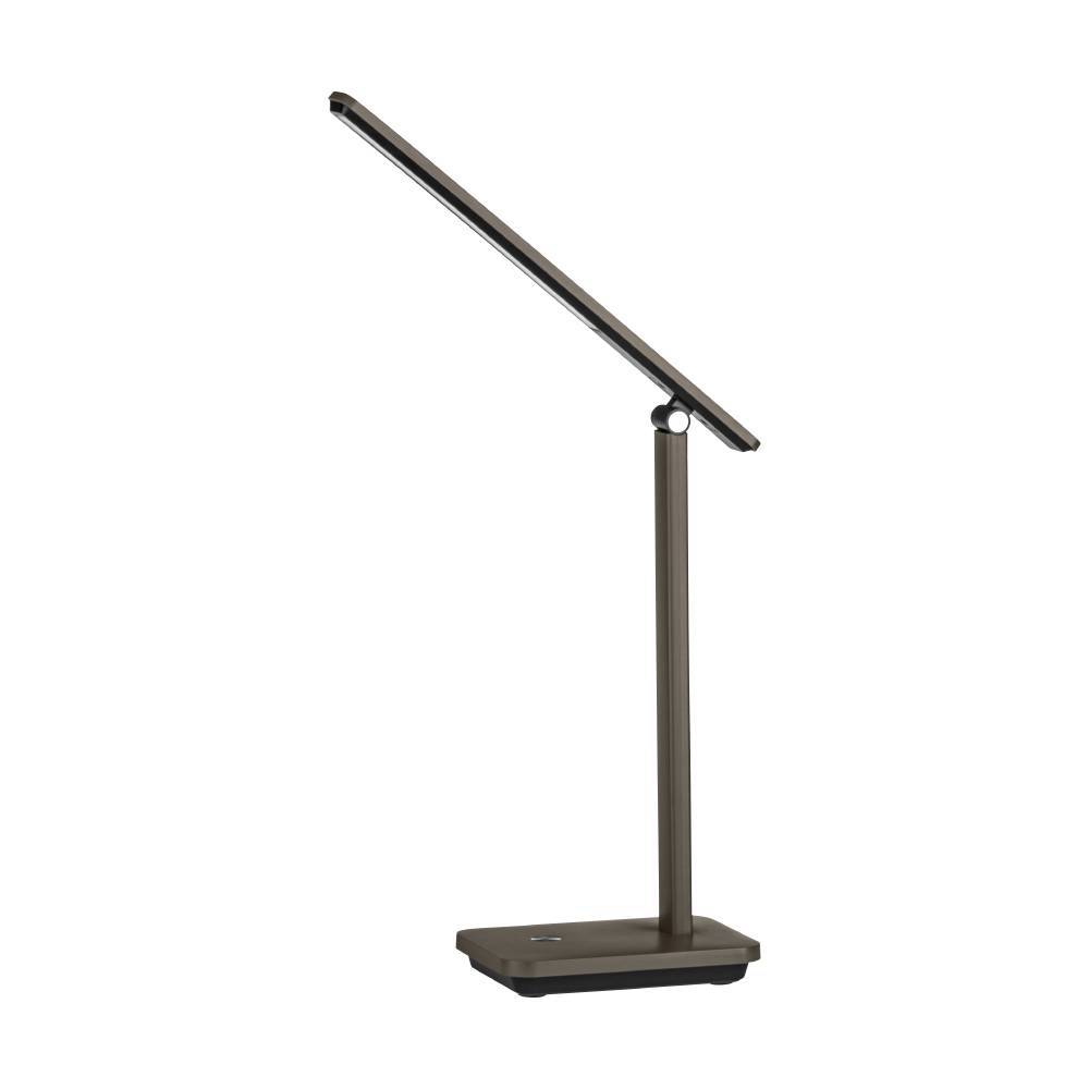 Iniesta 35cm Zwart bureaulamp Van Eglo - Dankzij het slanke profiel en het stijlvolle uiterlijk past de lamp naadloos in verschillende soorten werkruimtes of thuiskantoren waar functionaliteit en design even belangrijk zijn.