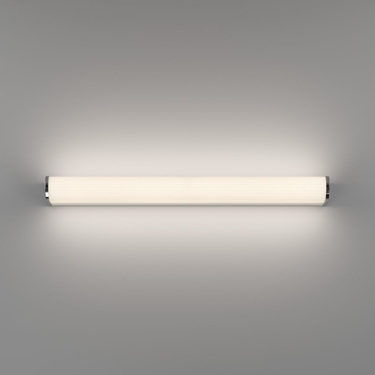 Patrovaro 60cm Wit badkamerlamp Van Eglo - De lamp heeft een geïntegreerde LED met een lichtopbrengst van 2000 lumen en de kleurtemperatuur kan in drie stappen worden aangepast, van wit tot koelwit licht.