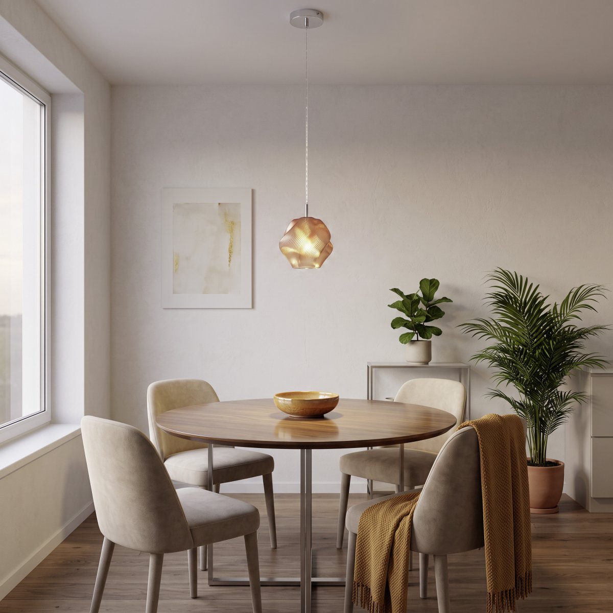 Vicenne Ø22 Oranje hanglamp Van Eglo - De glazen kap heeft een golvende vorm met een ribbelpatroon, wat zorgt voor een effectieve uitstraling en de lamp karakter geeft, zowel aan als uit.